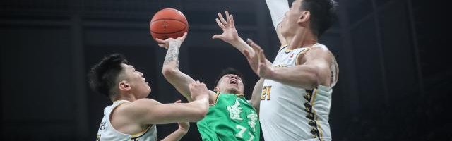 华体会APP-暴风雨前的宁静？季后赛一触即发 辽宁能否三连冠？