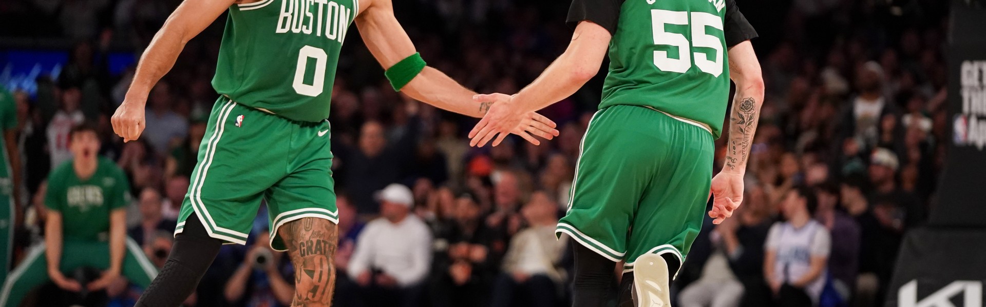 谢尔曼：塔图姆还是那个塔图姆 他今天在场上依旧沉着镇定