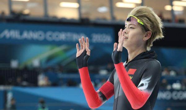 华体会体育-张小楠晋级决赛 刘瀚彬创速滑5000米中国最好成绩