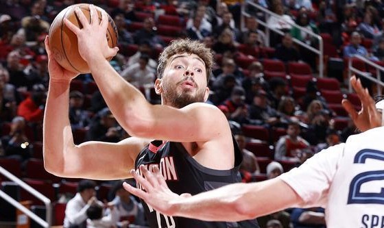 华体会官网-申京33+9杜兰特33+8 火箭送灰熊三连败